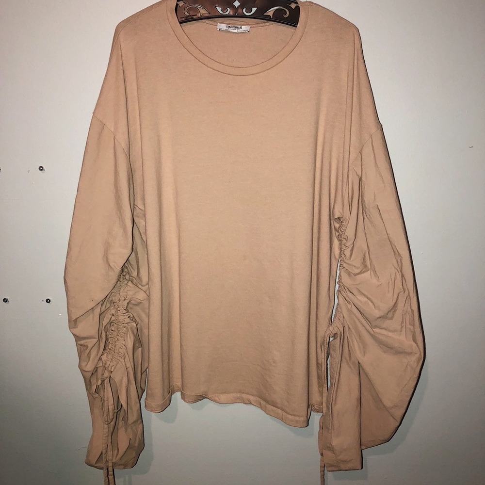 Singed sleeve fashion top